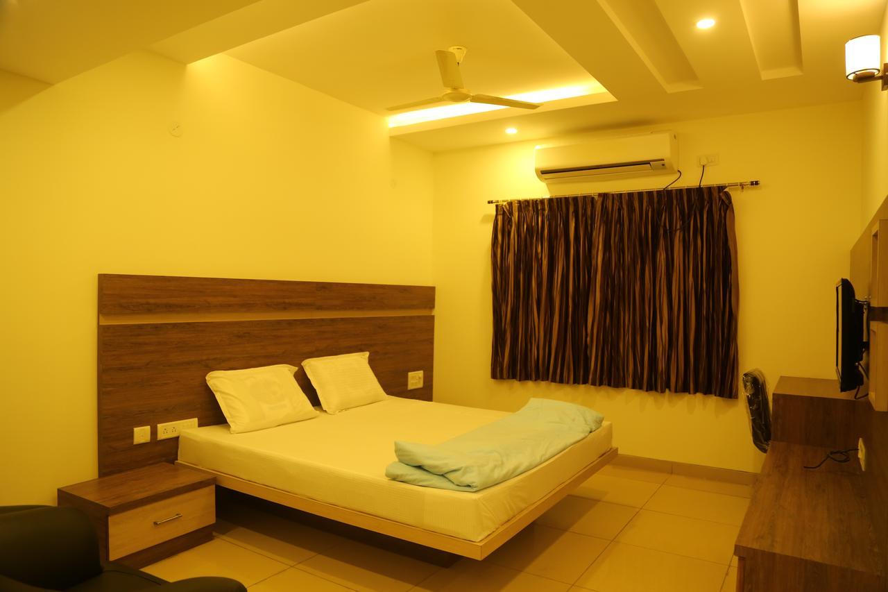 Samarth Residency Hotel Hospet Exterior foto