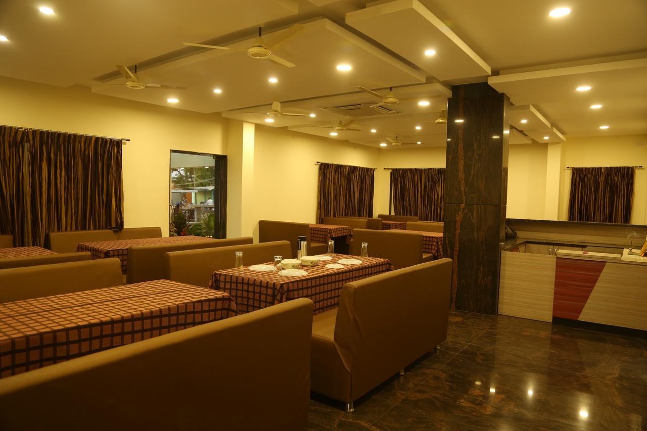Samarth Residency Hotel Hospet Exterior foto